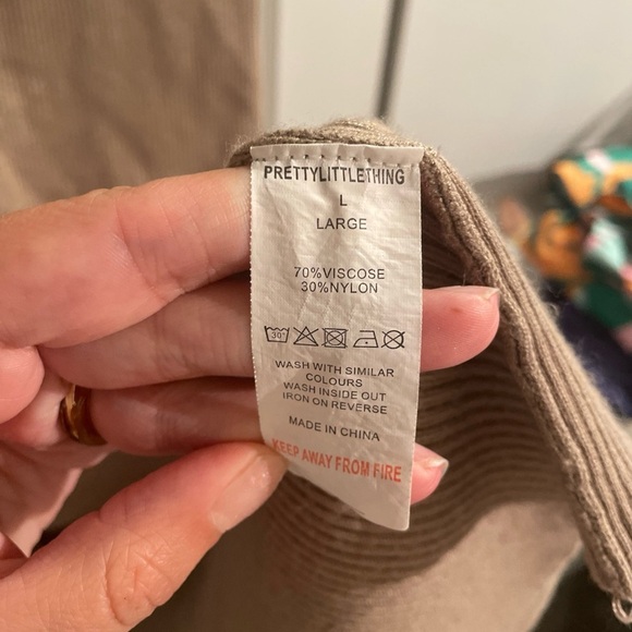 PrettyLittleThing Brown Ribbed Knitwear - Picture 5 of 5